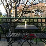 Niteroni Apartment *