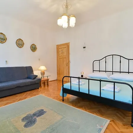 Niteroni Apartament